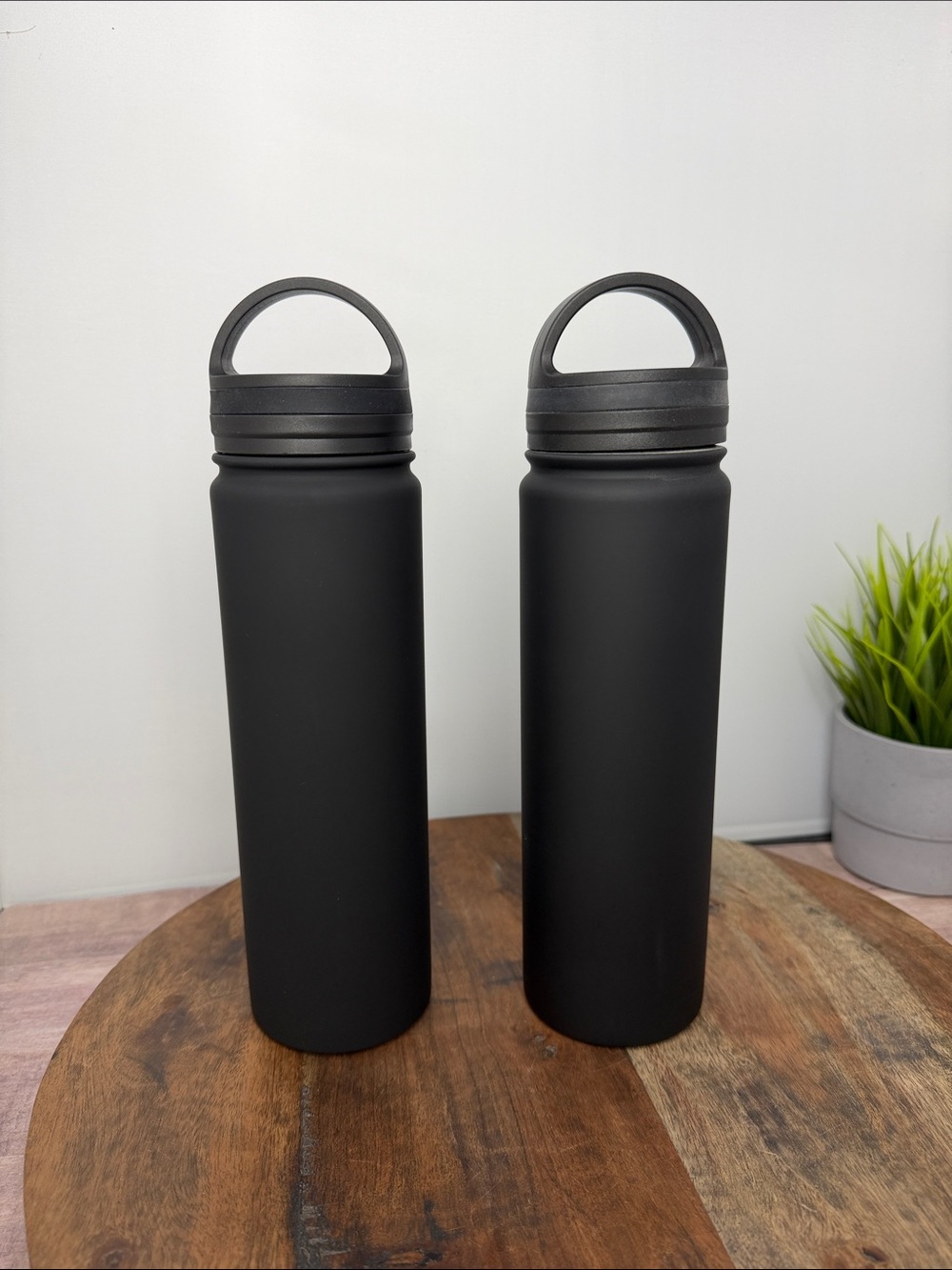 Matte Black Stainless Water Bottle - Set of 2 - 22oz